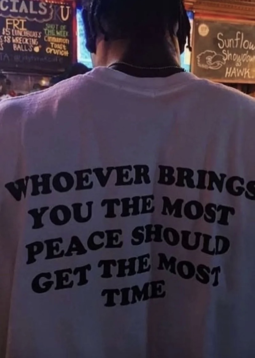 What font is this pleaseeeeee?