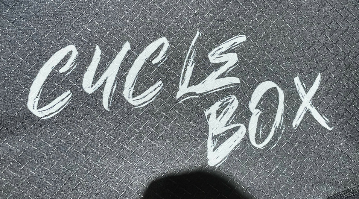 Looking for this one, merci :)