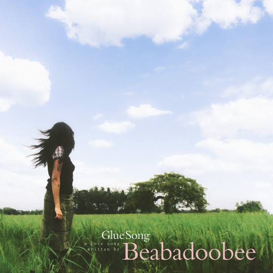 Glue Song by Beabadoobee (the single cover)