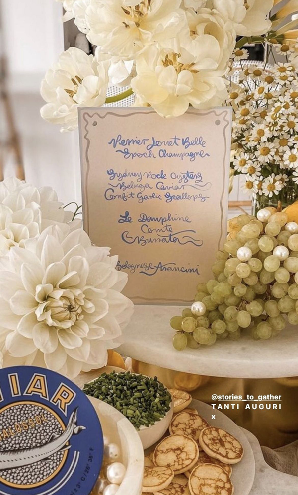 Does anyone know a font similar?