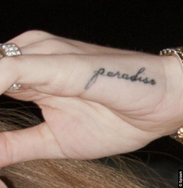 As tatuagens de Lana Del Rey