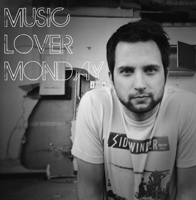 MUSIC LOVER MONDAY font