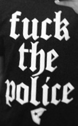FONT ???? PLEASE !!!!