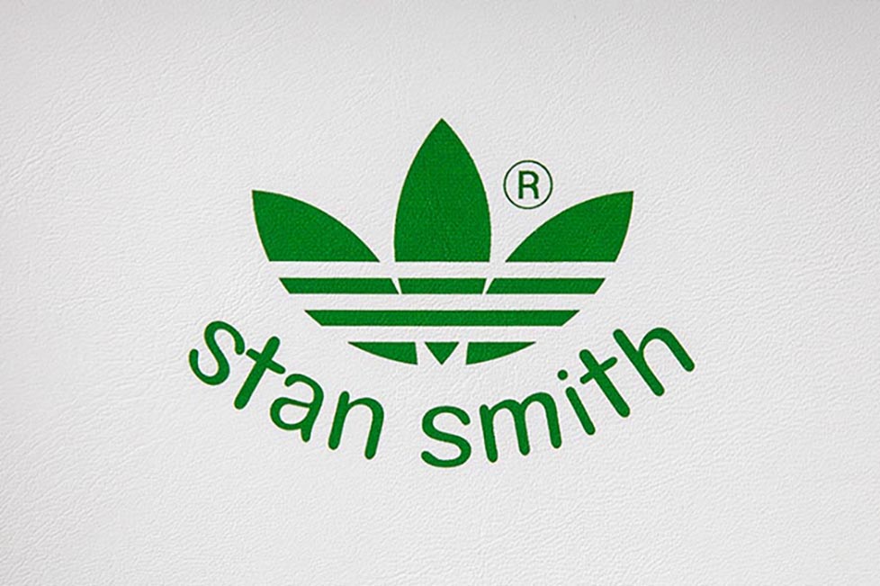 logo stan smith