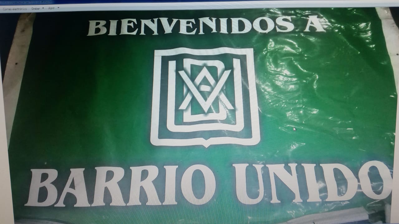 anyone knows which font it is? Barrio Unido