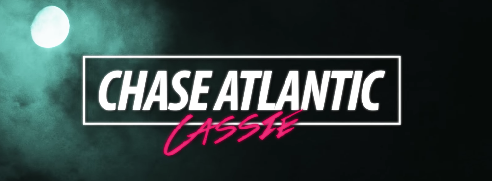 Friends чейз атлантик. Chase Atlantic. Чейз Атлантик лого. Paradise Чейз Атлантик. Cassie Chase Atlantic.