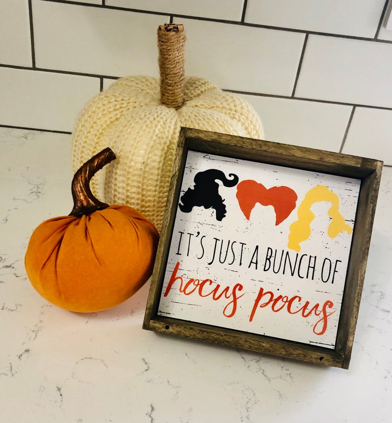 hocus pocus font?