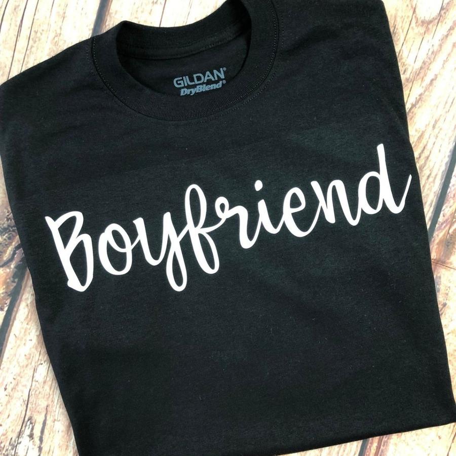 can you tell me the fonts name here?